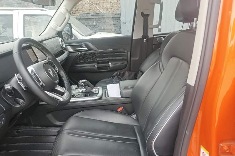 Used Tank 300  Left Front Seat