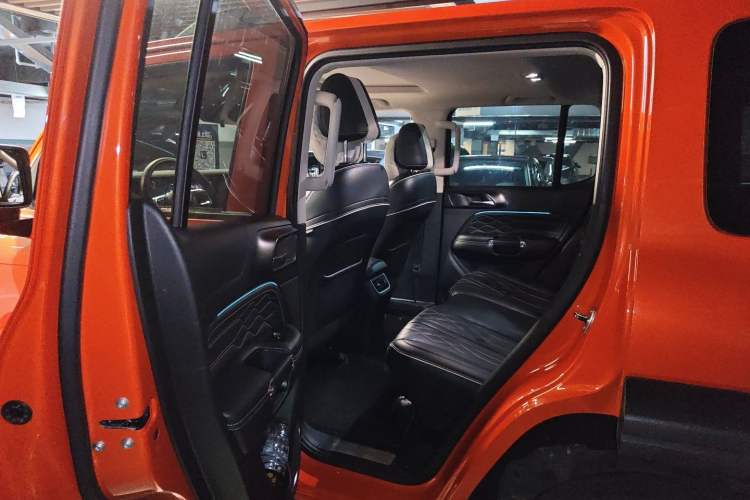 Used Tank 300 2021 Off-Road Edition 2.0T Challenger Left Rear Seat