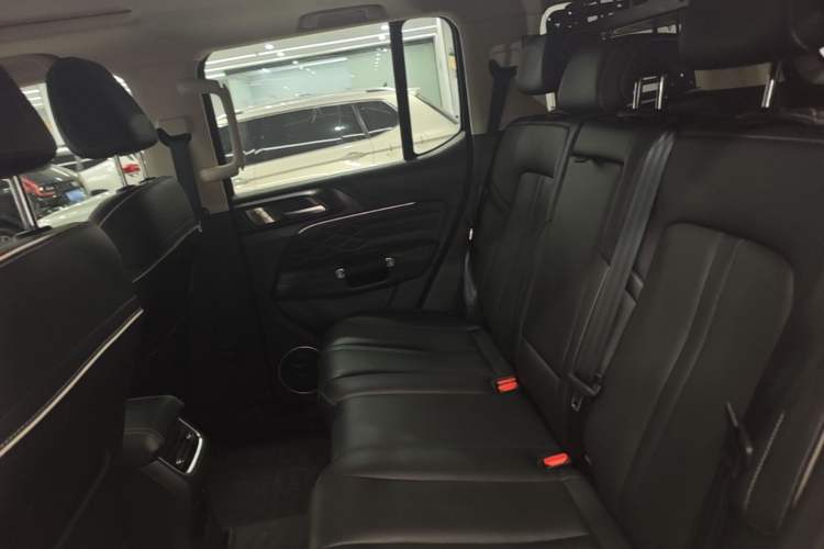 Used Tank 300 2021 Off-Road Edition 2.0T Conqueror Left Rear Seat