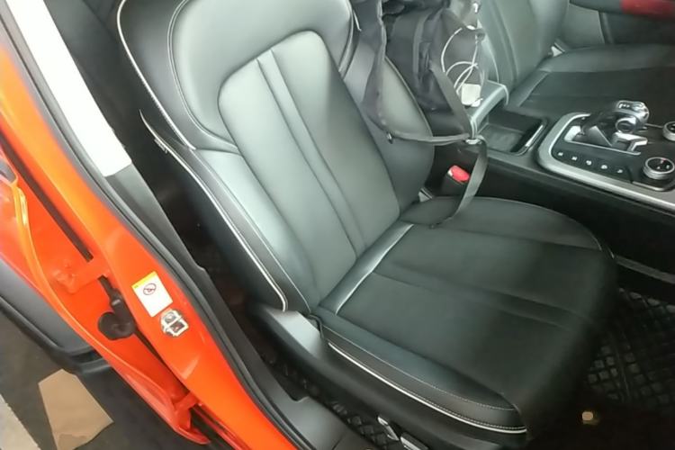 Used Tank 300 2021 Off-Road Edition 2.0T Conqueror Right Front Seat