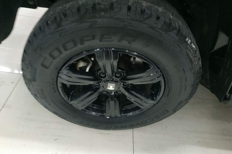 Used Tank 300 2021 Off-Road Edition 2.0T Conqueror Right Rear Wheel Hub