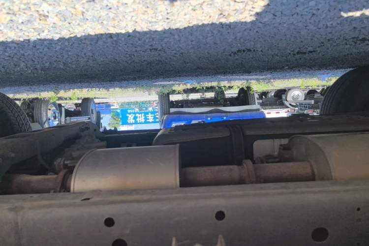 Used Tank 300 2021 Off-Road Edition 2.0T Challenger Right Side Sill