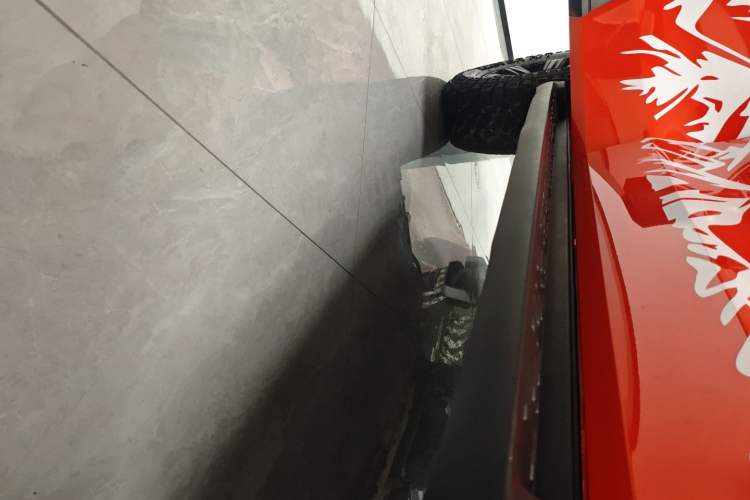 Used Tank 300 2021 Off-Road Edition 2.0T Conqueror Right Side Sill