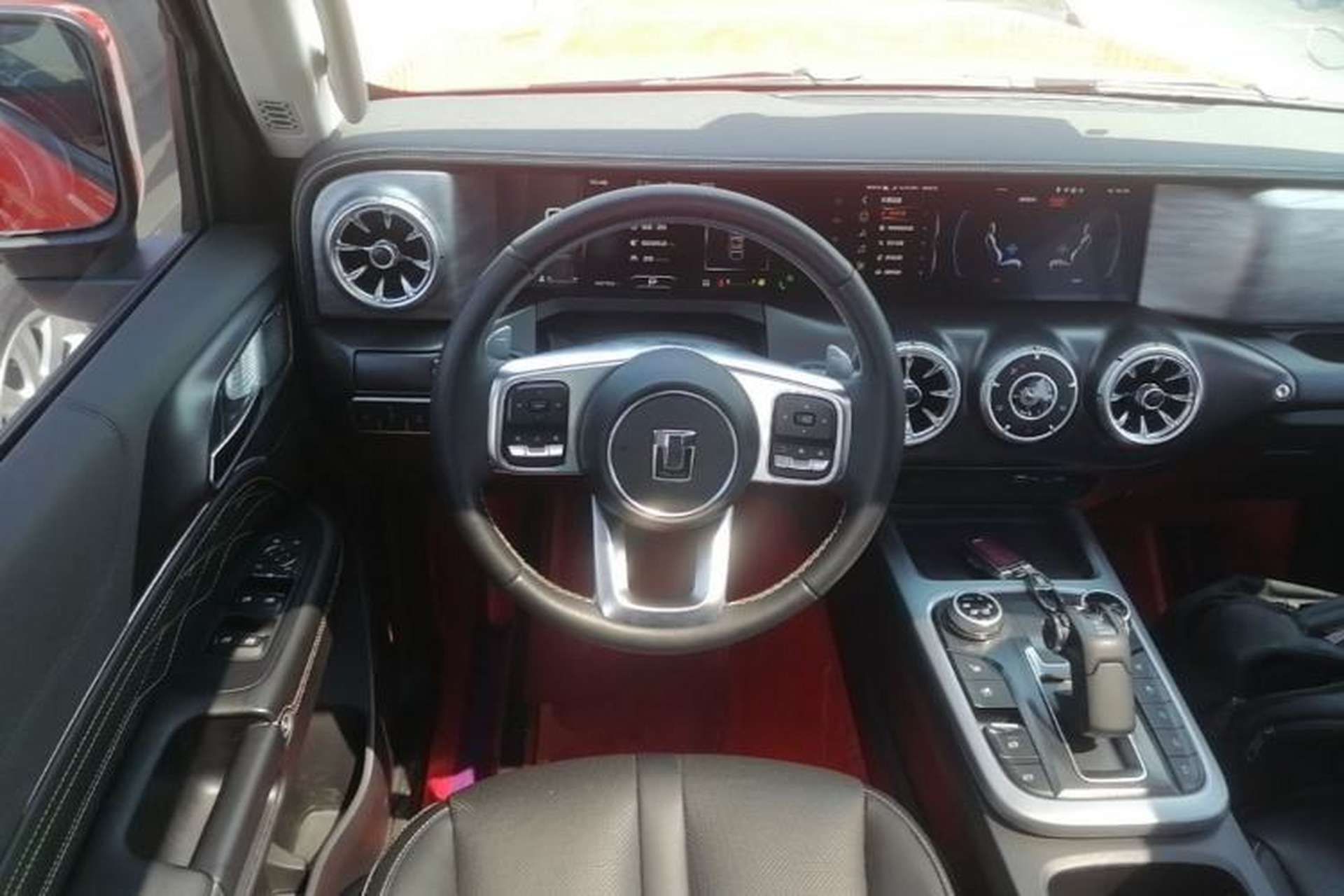 Used Tank 300 2021 City Edition 2.0T—Truly Stylish Steering Wheel