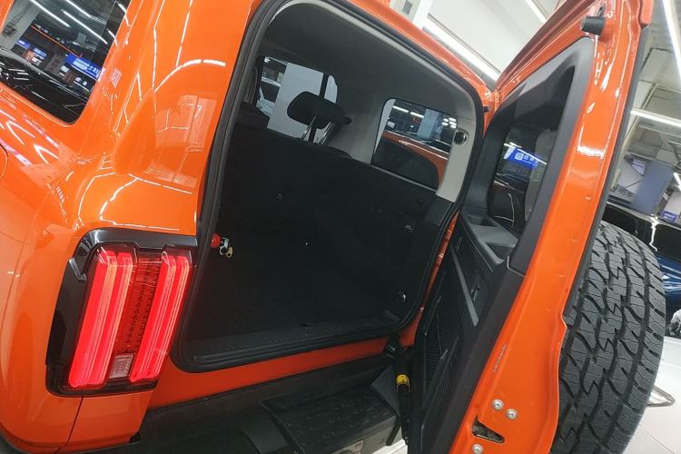 Used Tank 300 2021 Off-Road Edition 2.0T Conqueror Trunk