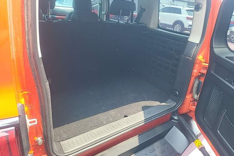 Used Tank 300 2021 Off-Road Edition 2.0T Conqueror Trunk