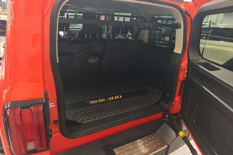 Used Tank 300 2021 Off-Road Edition 2.0T Conqueror Trunk