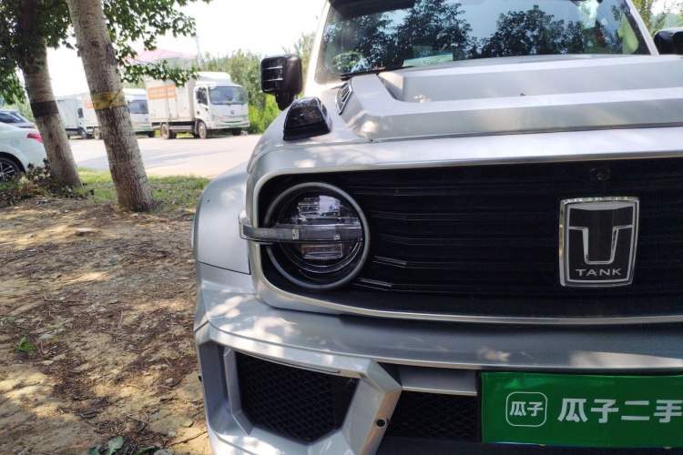 Used Tank 300  Right Front Headlight