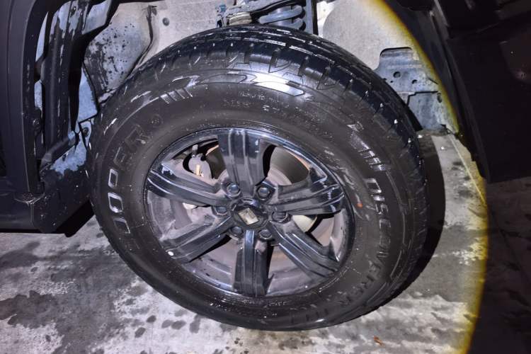 Used Tank 300 2022 2.0T Border Limited Edition Right Front Wheel Hub