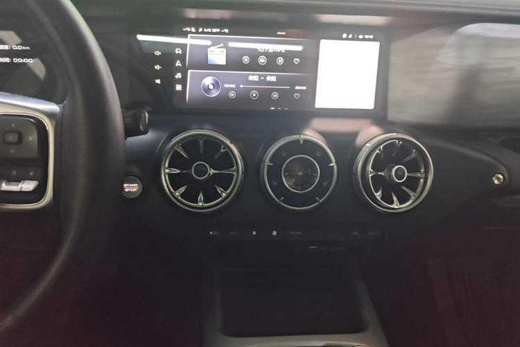 Used Tank 300 2022 2.0T Tank Ranger Audio And AC Panel