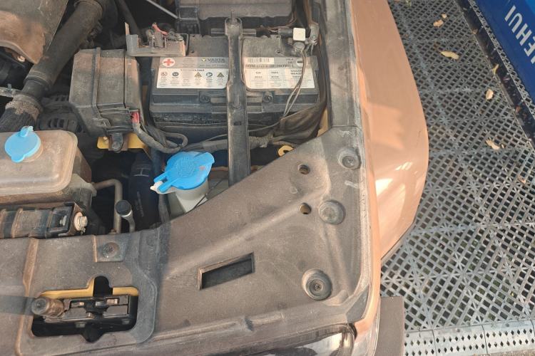 Used Tank 300 2022 2.0T Border Limited Edition Engine Bay Left