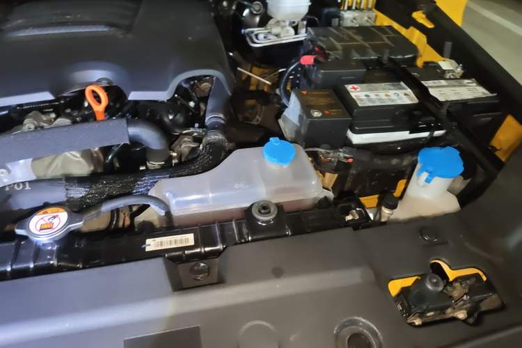 Used Tank 300 2022 2.0T Border Limited Edition Engine Bay Left