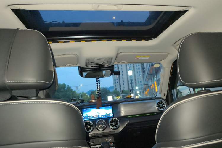 Used Tank 300 2022 2.0T Border Limited Edition Headliner