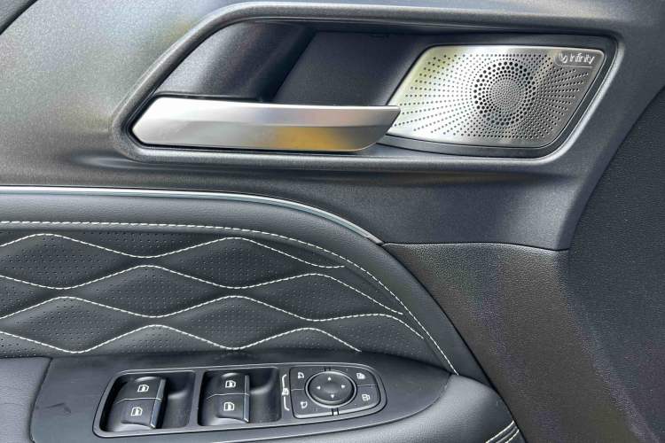 Used Tank 300 2022 2.0T Border Limited Edition Interior 11