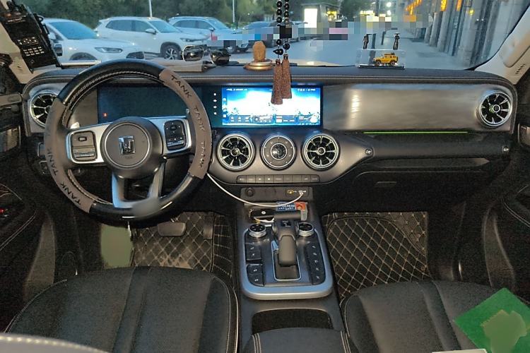 Used Tank 300 2022 2.0T Border Limited Edition Interior 2