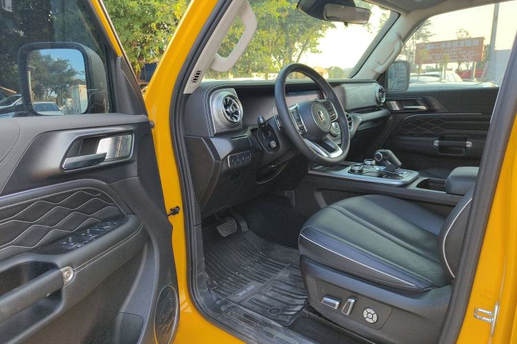 Used Tank 300 2022 2.0T Border Limited Edition Interior 2