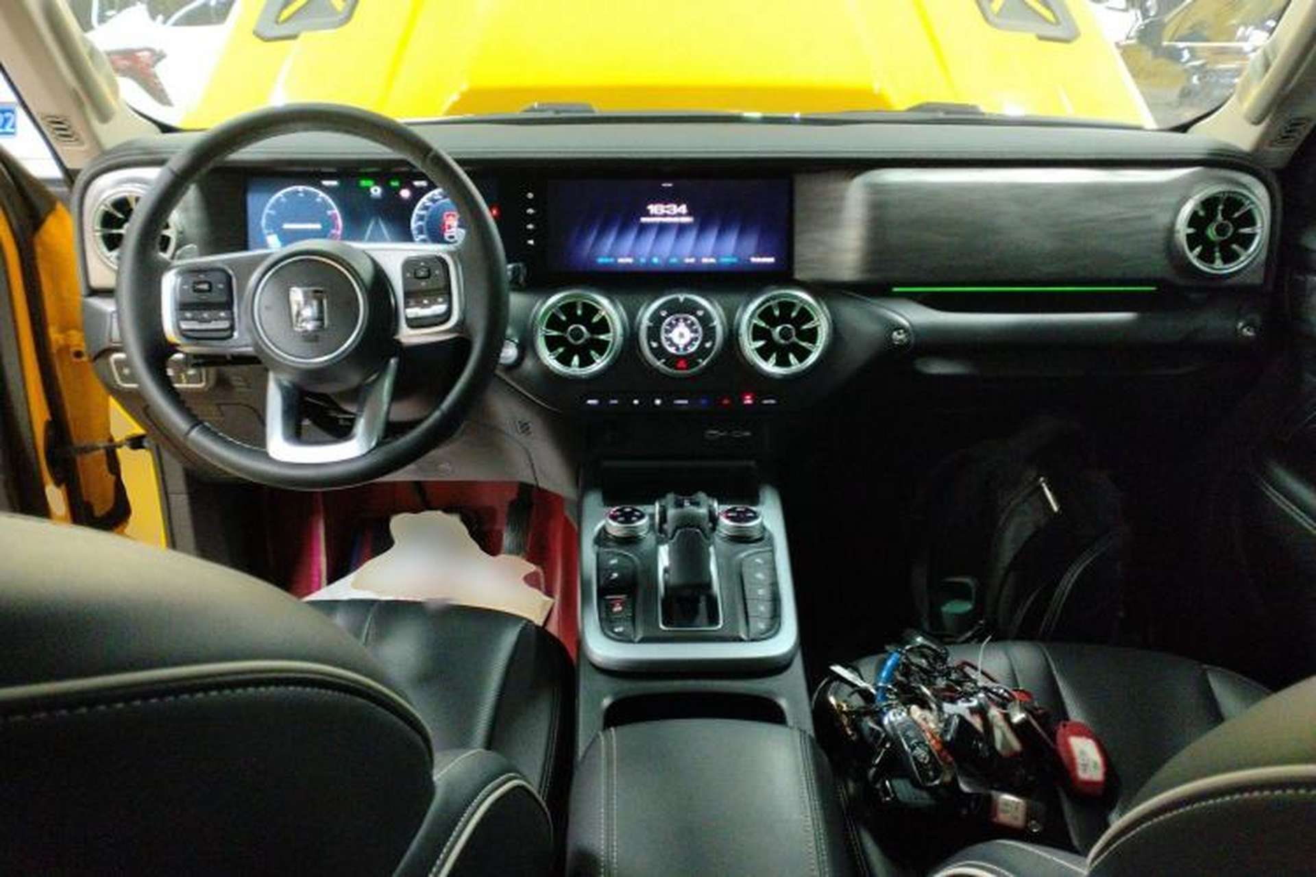 Used Tank 300 2022 2.0T Border Limited Edition Interior 2