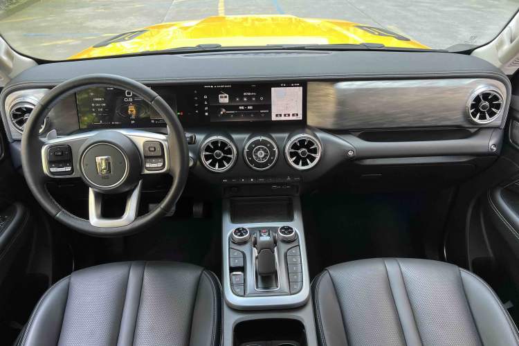Used Tank 300 2022 2.0T Border Limited Edition Interior 3