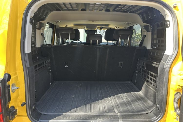 Used Tank 300 2022 2.0T Border Limited Edition Interior 7