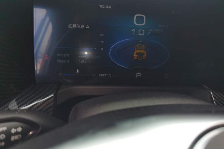 Used Tank 300 2022 2.0T Border Limited Edition Odometer Close Up