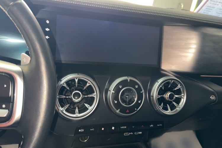Used Tank 300 2023 Off-Road Edition 2.0T Conqueror Audio And AC Panel