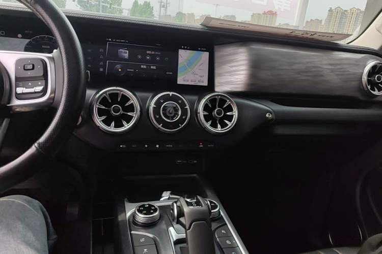 Used Tank 300 2023 Off-Road Edition 2.0T Conqueror Audio And AC Panel