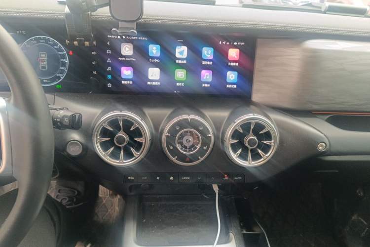 Used Tank 300 2023 Off-Road Edition 2.0T Conqueror Audio And AC Panel