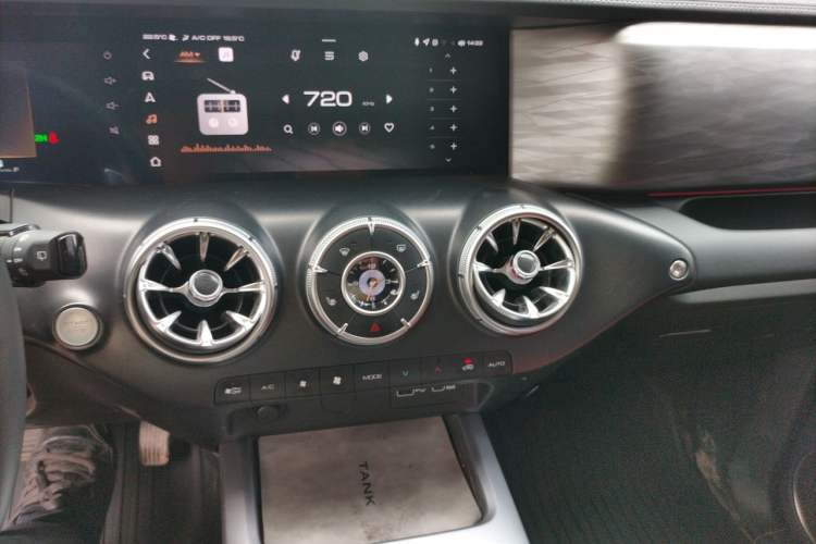 Used Tank 300 2023 Off-Road Edition 2.0T Conqueror Audio And AC Panel