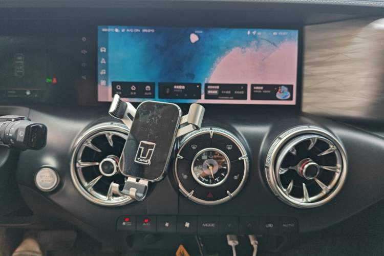 Used Tank 300 2023 Off-Road Edition 2.0T Conqueror Audio And AC Panel