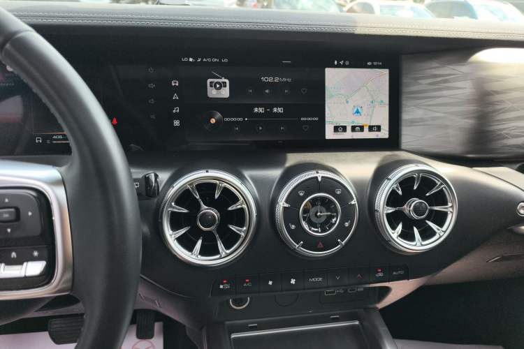 Used Tank 300 2023 Off-Road Edition 2.0T Challenger Audio And AC Panel