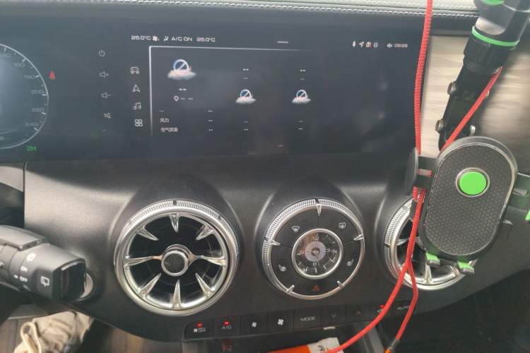 Used Tank 300 2023 Off-Road Edition 2.0T Conqueror Audio And AC Panel