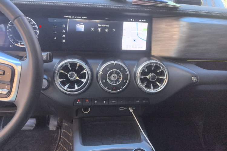 Used Tank 300 2023 Off-Road Edition 2.0T Conqueror Audio And AC Panel