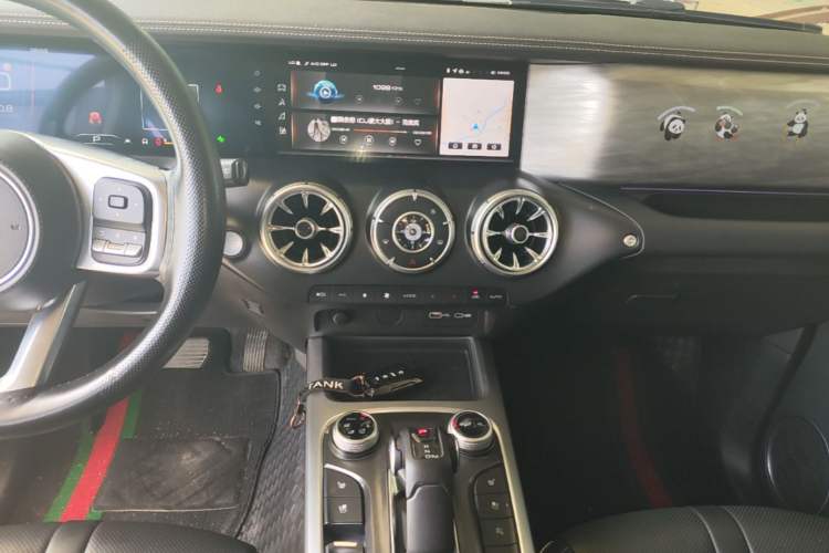 Used Tank 300 2023 City Edition 2.0T—Stylish as Ever Audio And AC Panel