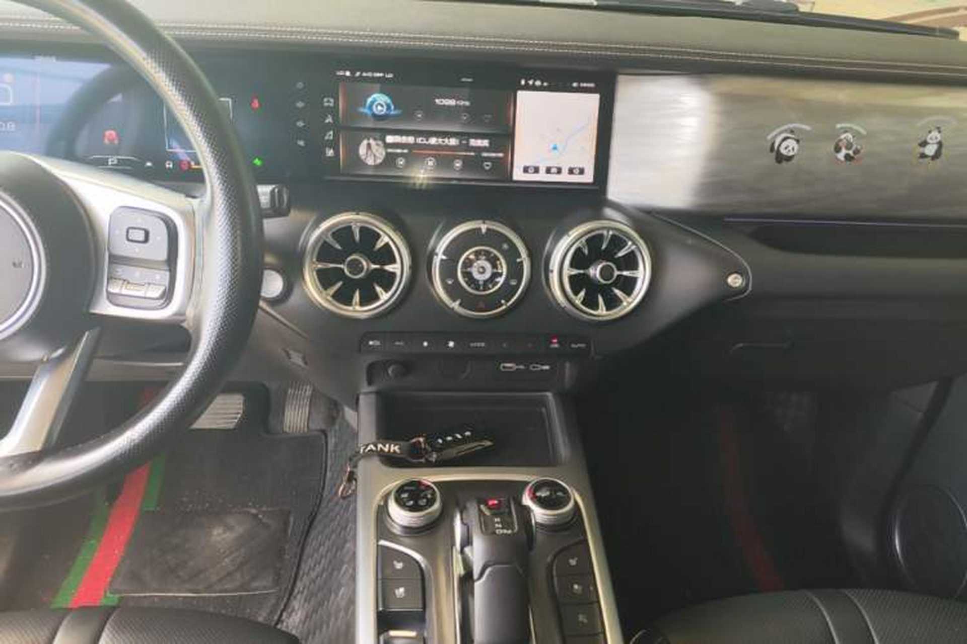 Used Tank 300 2023 City Edition 2.0T—Stylish as Ever Audio And AC Panel
