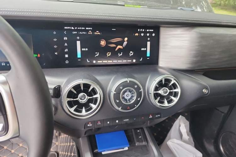 Used Tank 300 2023 Off-Road Edition 2.0T Conqueror Audio And AC Panel