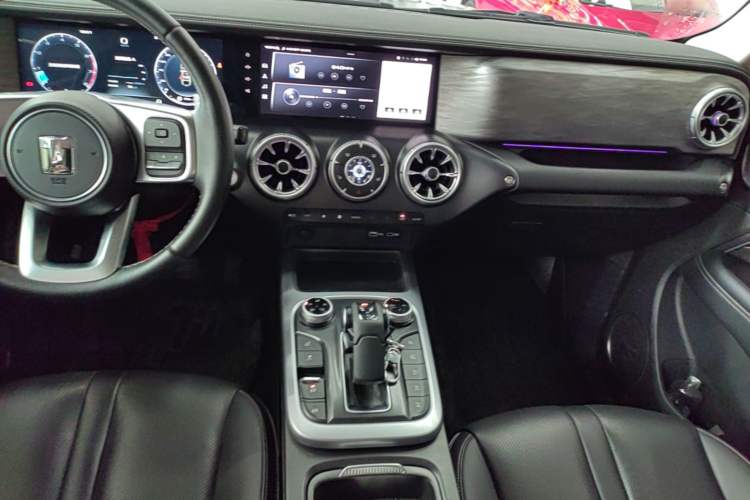 Used Tank 300 2023 Off-Road Edition 2.0T Conqueror Audio And AC Panel