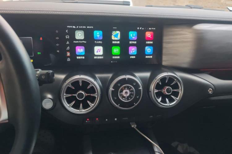 Used Tank 300 2023 Off-Road Edition 2.0T Conqueror Audio And AC Panel