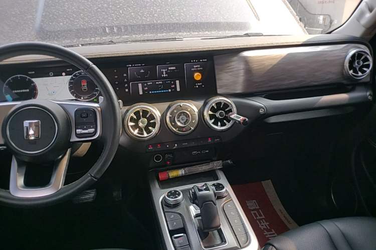 Used Tank 300 2023 Off-Road Edition 2.0T Conqueror Audio And AC Panel