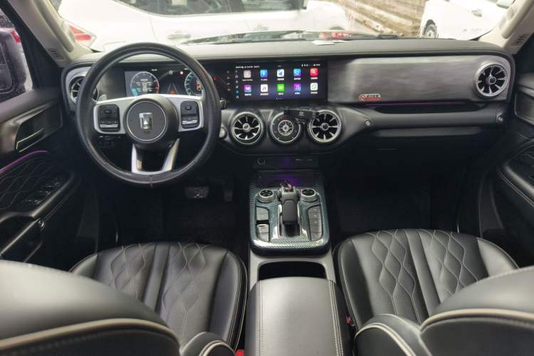 Used Tank 300 2023 Off-Road Edition 2.0T Challenger Center Console