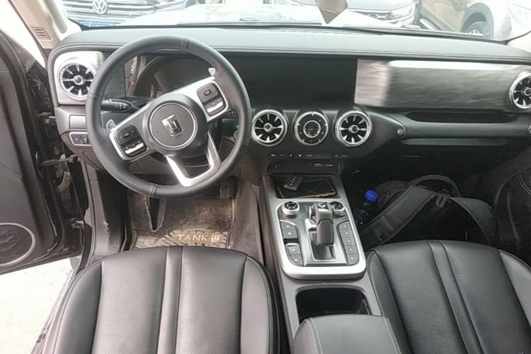 Used Tank 300 2023 City Edition 2.0T—Stylish as Ever Center Console