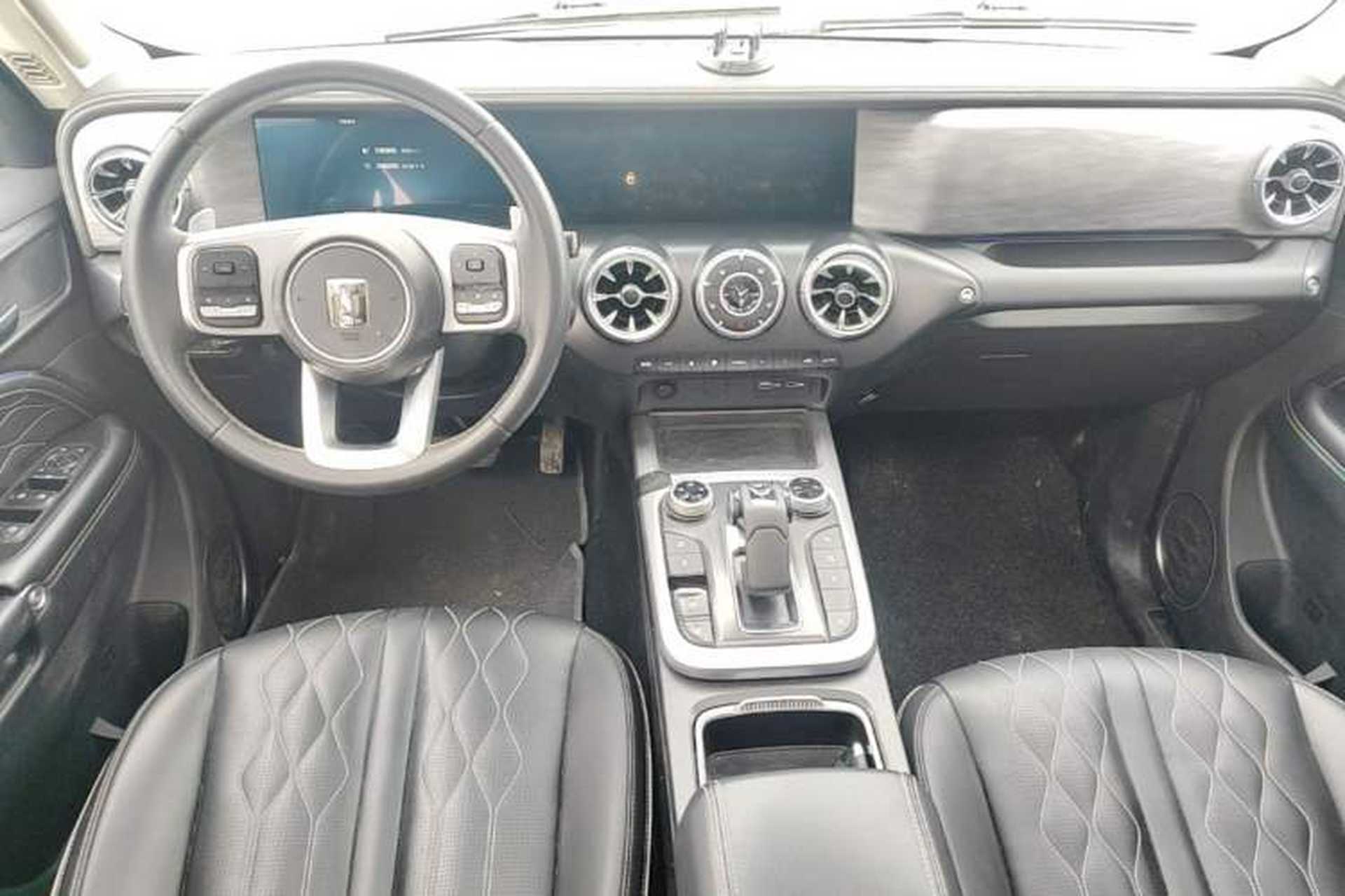 Used Tank 300 2023 Off-Road Edition 2.0T Challenger Center Console