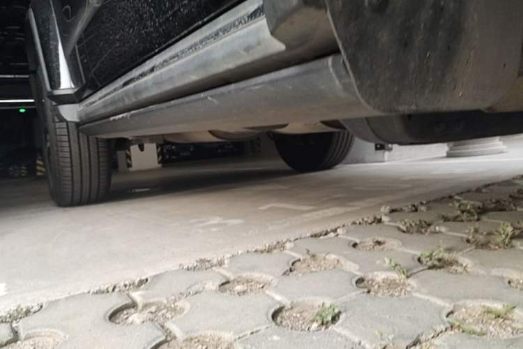 Used Tank 300 2023 City Edition 2.0T—Stylish as Ever Chassis Front Right