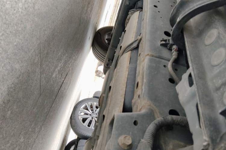 Used Tank 300 2023 Off-Road Edition 2.0T Challenger Chassis Rear Left