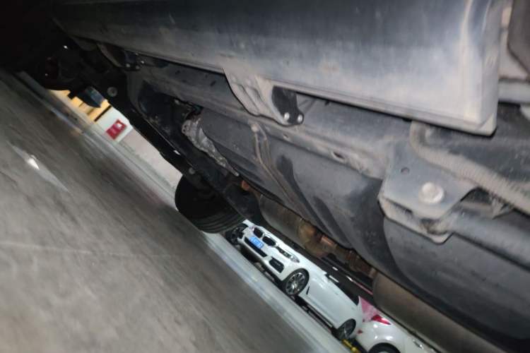 Used Tank 300 2023 City Edition 2.0T—Stylish as Ever Chassis Rear Left