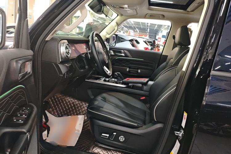 Used Tank 300 2023 Off-Road Edition 2.0T Conqueror Driver Seat