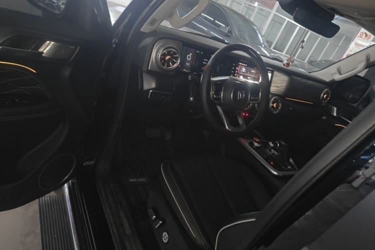 Used Tank 300 2023 City Edition 2.0T—Stylish as Ever Driver Seat