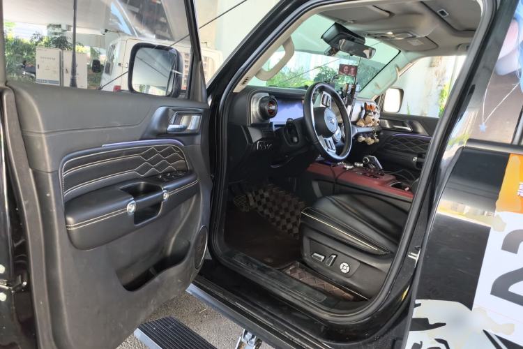 Used Tank 300 2023 Off-Road Edition 2.0T Conqueror Driver Seat