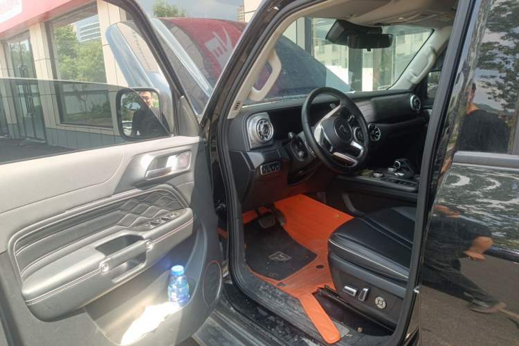 Used Tank 300 2023 Off-Road Edition 2.0T Conqueror Driver Seat