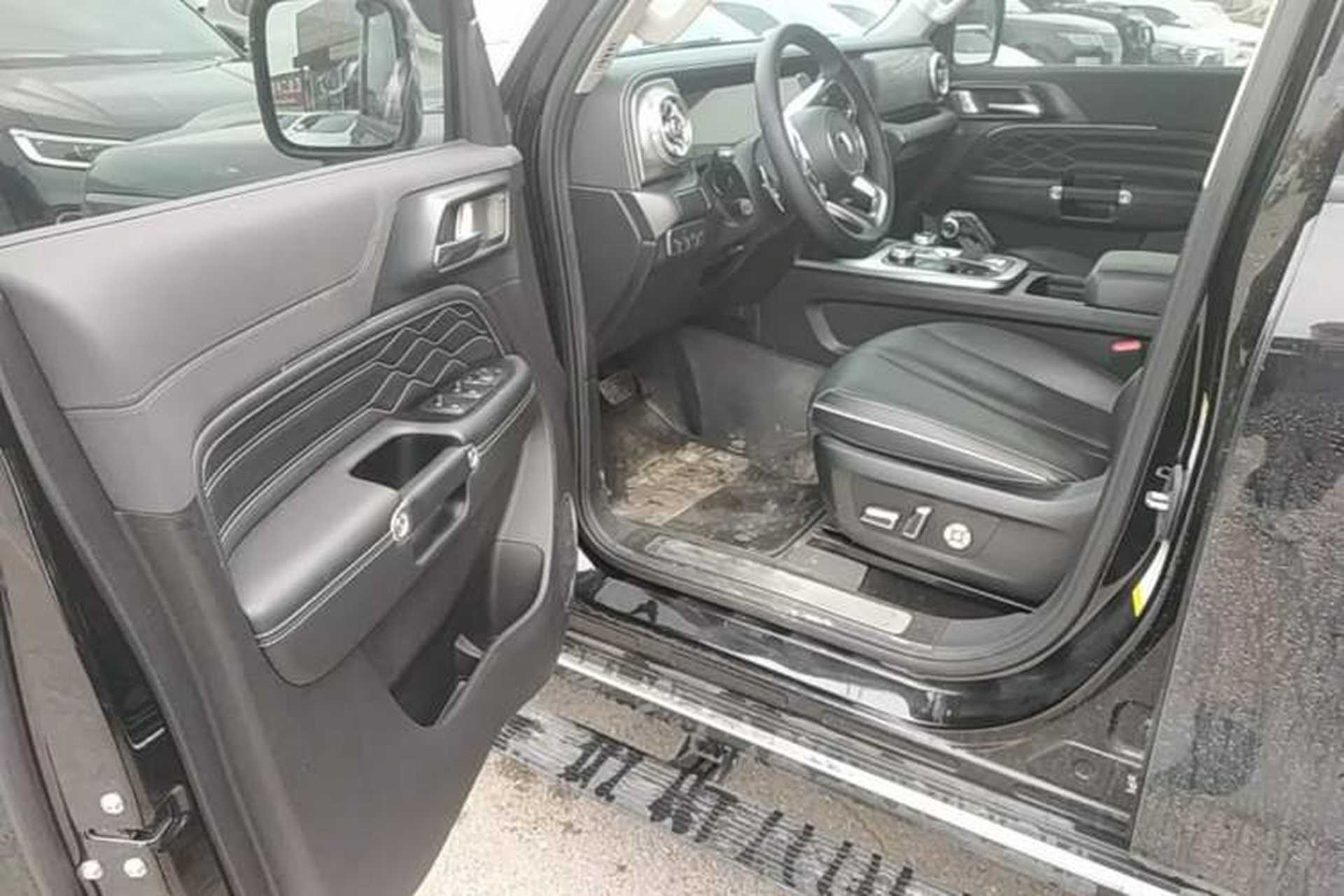 Used Tank 300 2023 City Edition 2.0T—Stylish as Ever Driver Seat