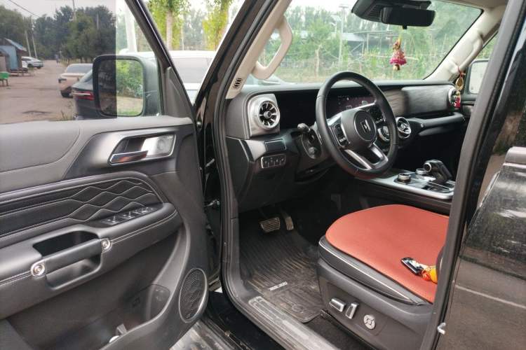 Used Tank 300 2023 Off-Road Edition 2.0T Conqueror Driver Seat
